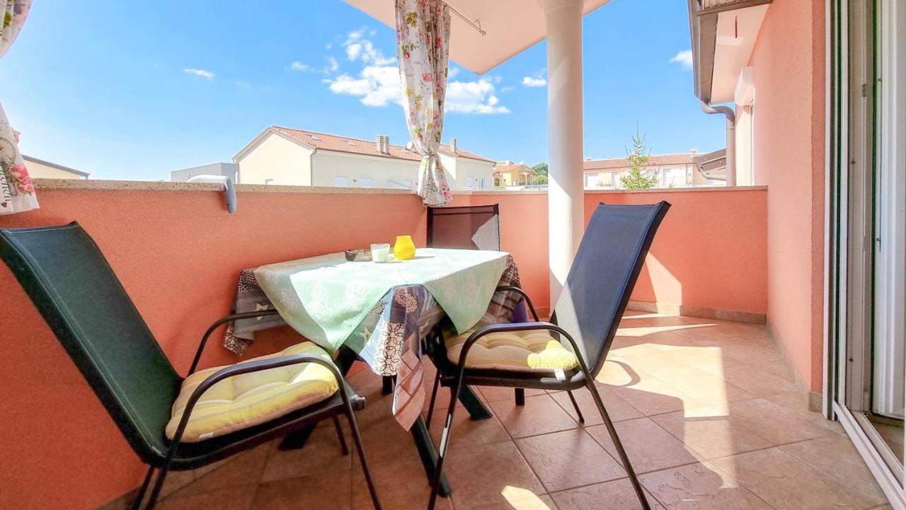 Apartamento Stelia Novigrad Istria Exterior foto